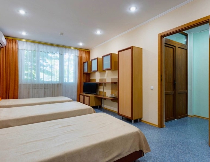 Пятиместный с балконом/ корпус 2 - Пансионат «Солнечный» Николаевка